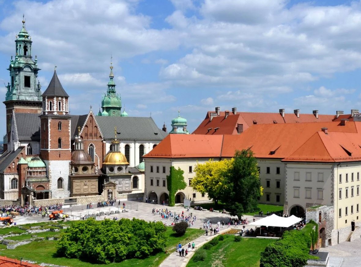Wawel Royal Castle-State Art Collection, Poland
